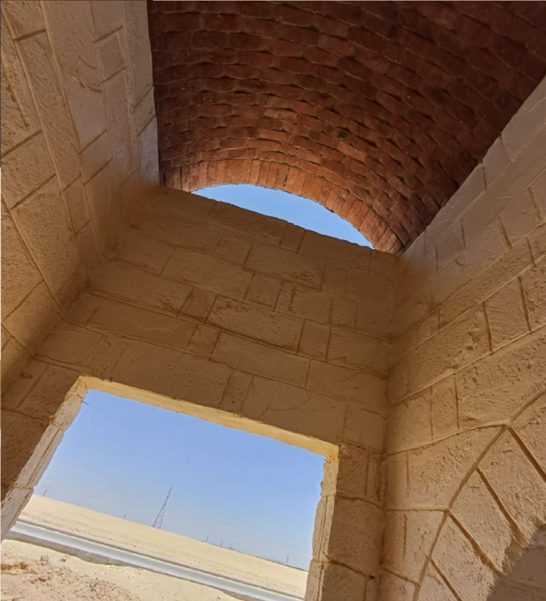 المبنى التراثي المعماري والتشطيبات الحجرية